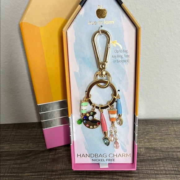 True to Form | Artist Bag Charm 🖌️🎨 - Picture 1 of 6